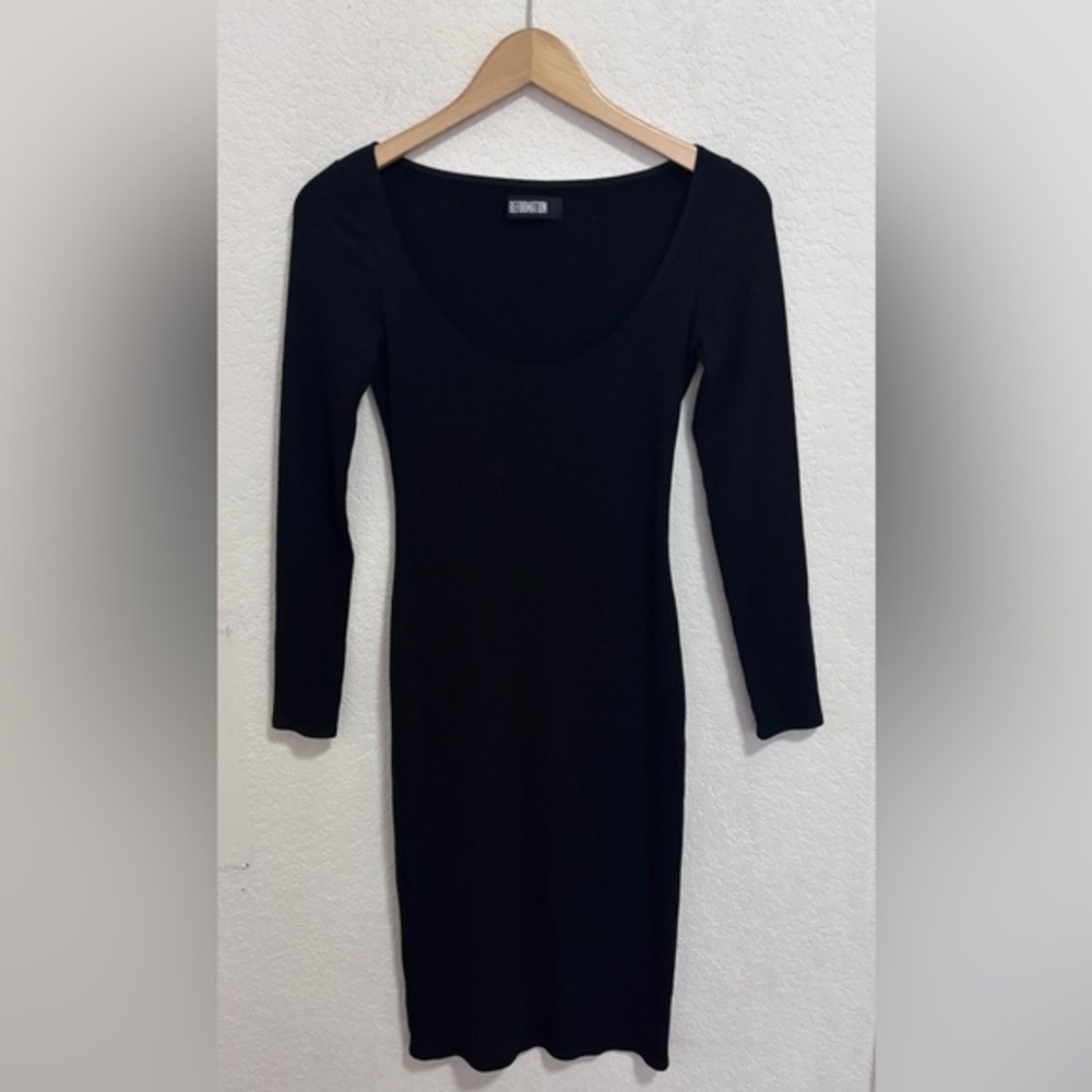 Reformation ribbed long sleeve midi dress